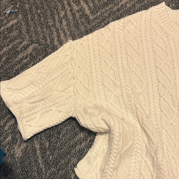 Easter NWT Freshmaneeêe Cable Knit Sweater - Cream - Picture 5 of 9